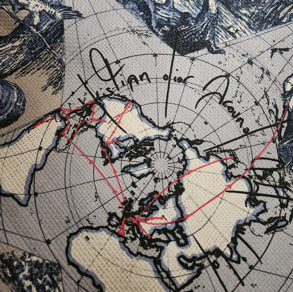 AUTHENTIC Christian Dior Around The World Beach Straw Tote - Picture 5 of 7